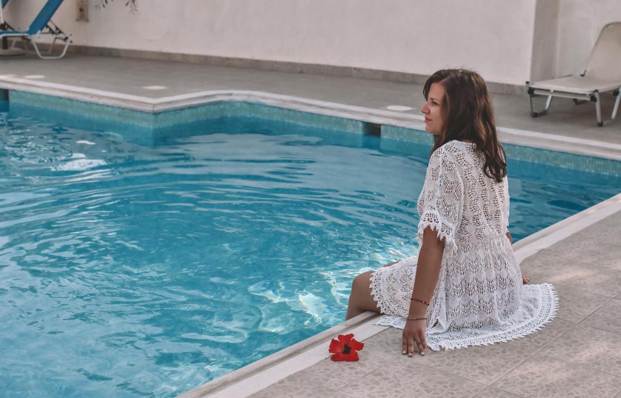 Eleonora Αnissaras Hotel Hersonissos  Ngoại thất bức ảnh