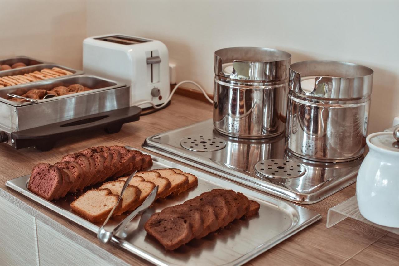 Eleonora Αnissaras Hotel Hersonissos  Ngoại thất bức ảnh